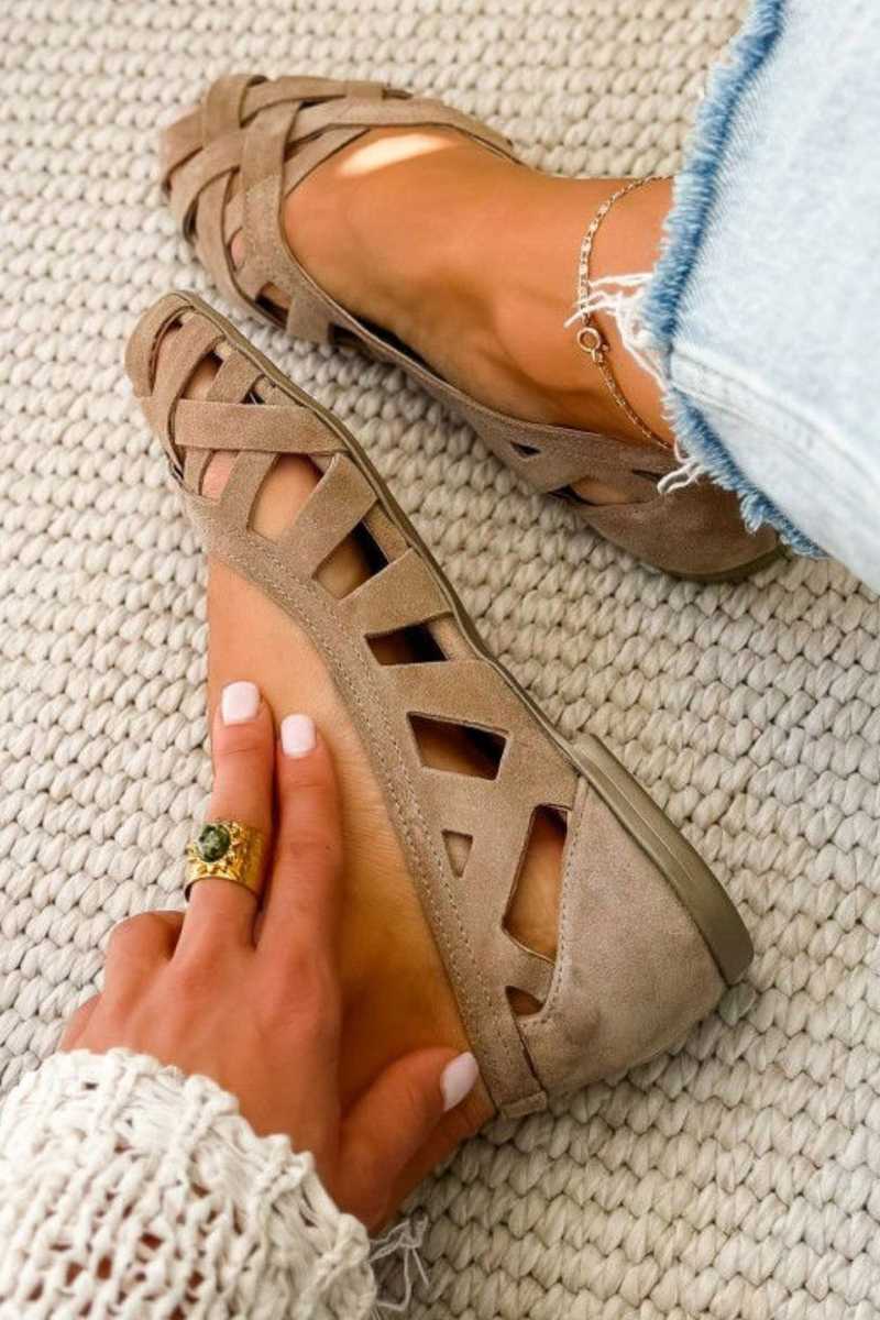 Ofelia™ - Sandalias de puntera abierta entrelazadas, casuales y planas con tiras cruzadas - Topo