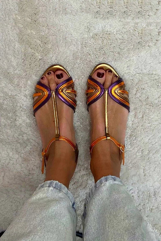Rafaela™ - Sandalias peep toe multicolores y doradas con hebilla y correa en T - Oro