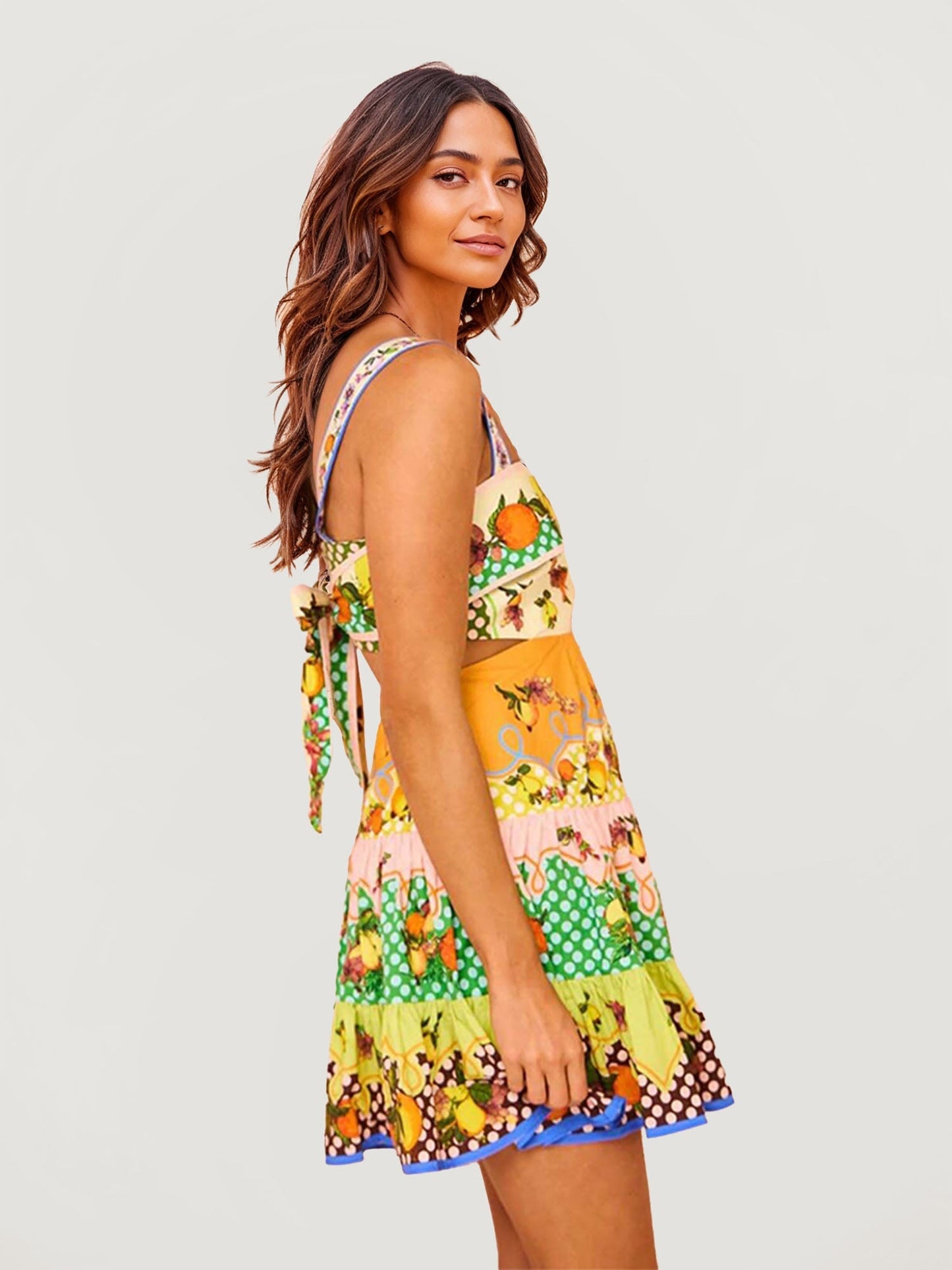 VESTIDO MINI ESTAMPADO CON ESCOTE RECTO