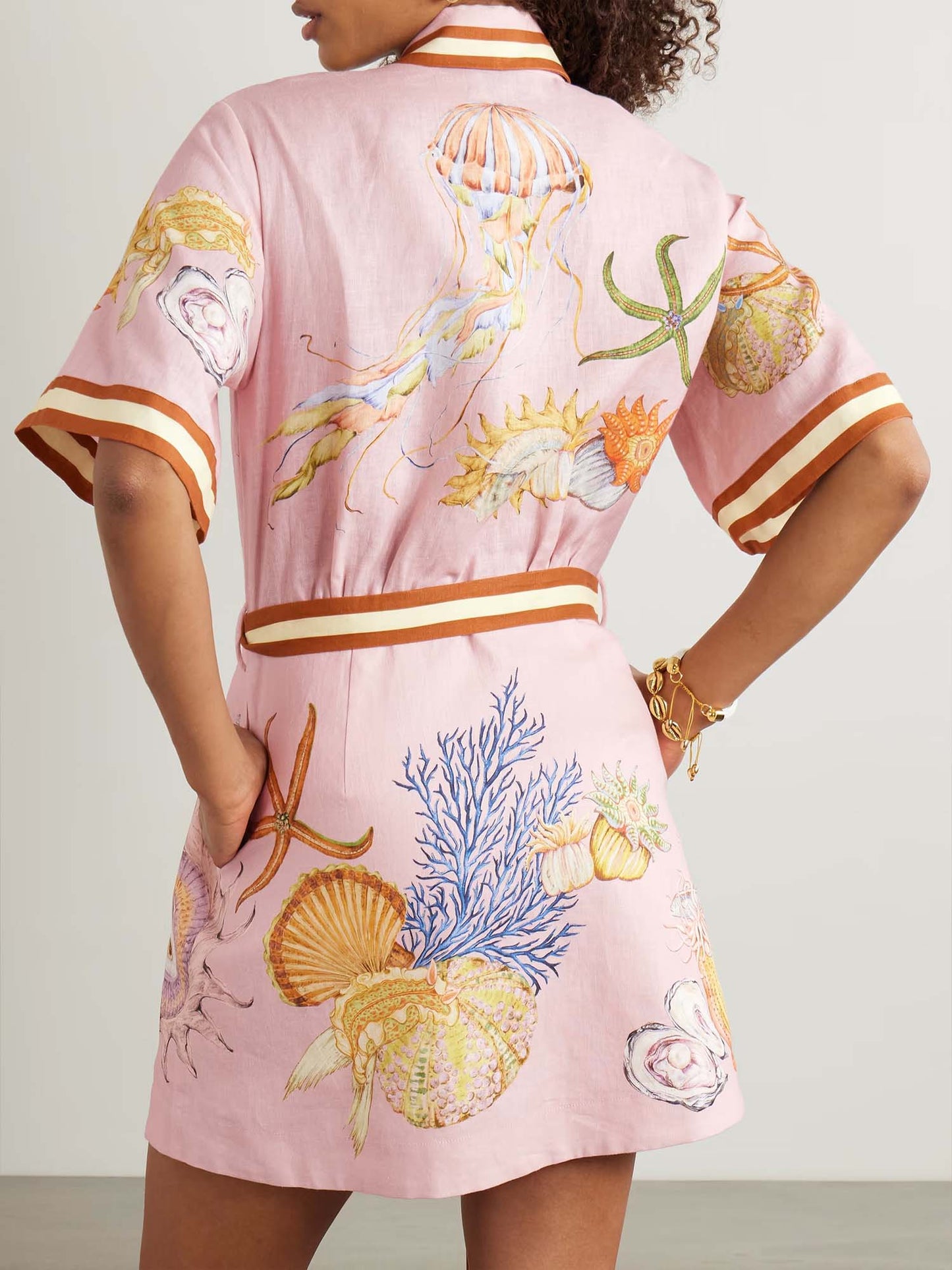 VESTIDO CAMISERO ESTAMPADO CON CINTURÓN