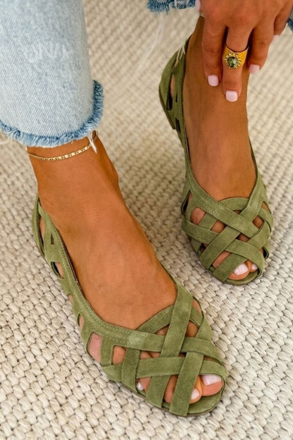 Ofelia™ - Sandalias de puntera abierta entrelazadas, casuales y planas con tiras cruzadas - Rojo