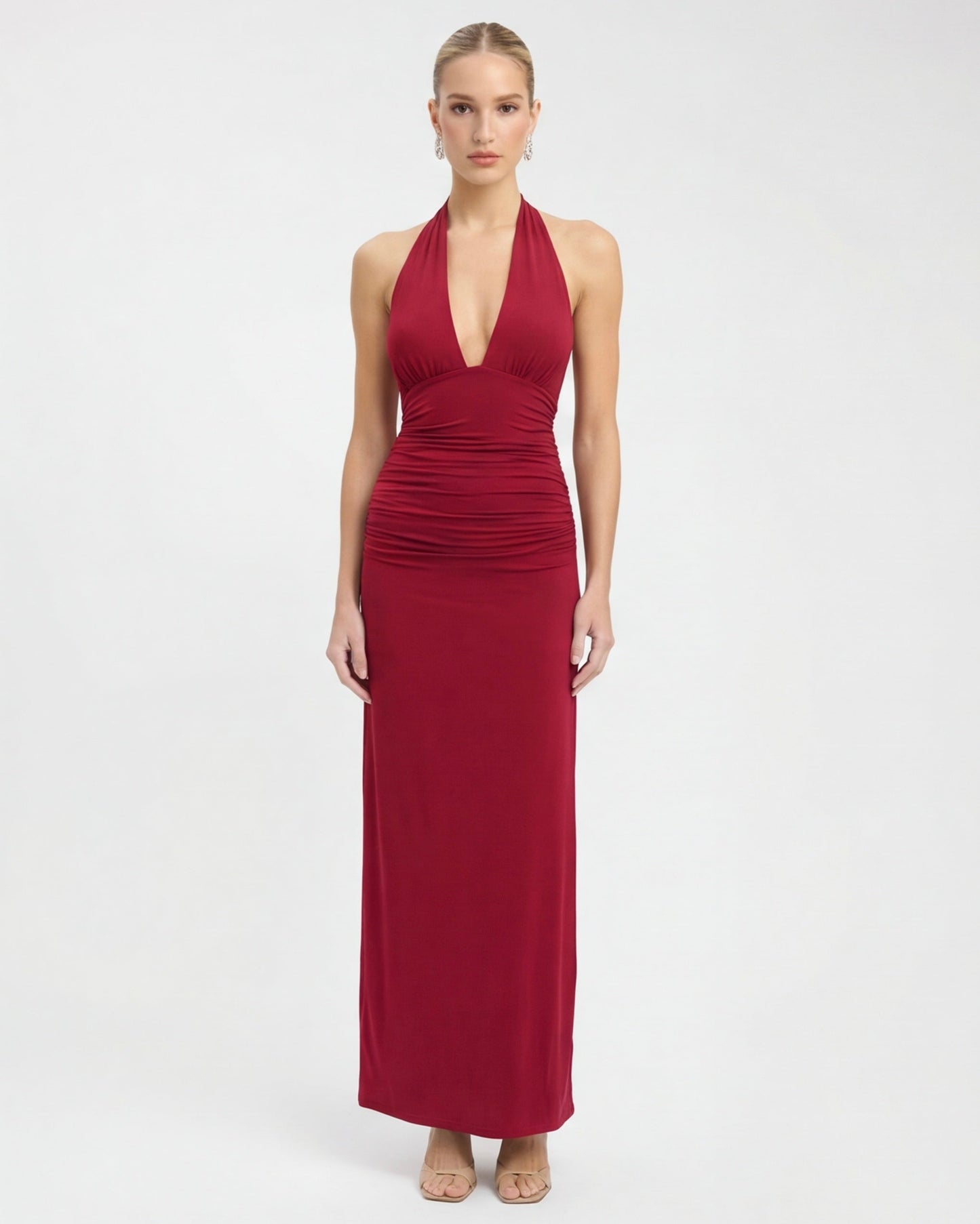 VESTIDO LARGO HALTER CON ESPALDA DESCUBIERTA