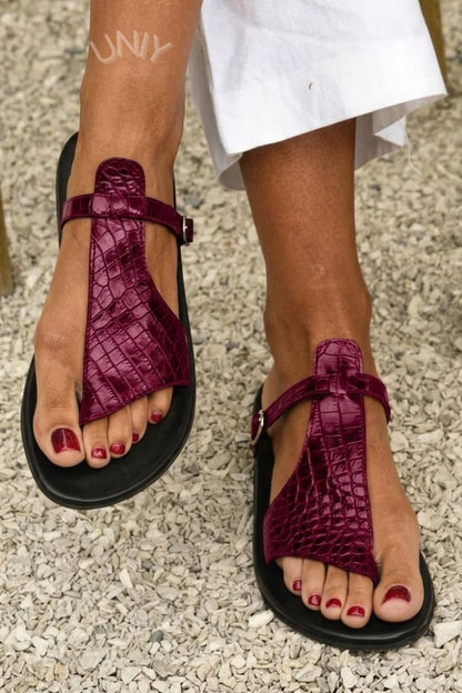 Dafne™ - Sandalias de dedo con efecto cocodrilo, con correa y hebilla en el empeine - Negro