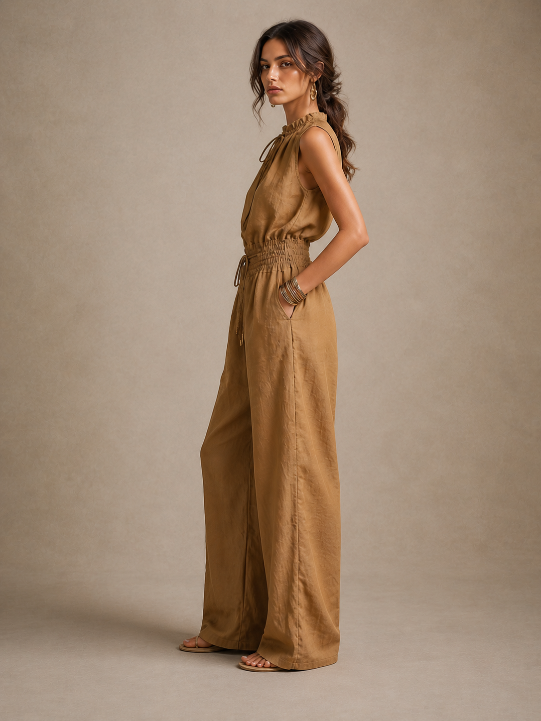 Mono Zenaida color camel - vista lateral