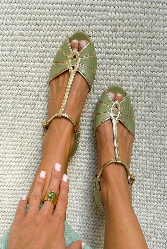 Celia™ - Tacones de bloque con recortes y puntera descubierta con correa en T - Verde