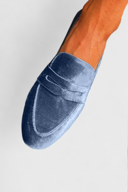 Llnica Mocasines de Terciopelo Azul con Detalle Patchwork y Punta Redonda