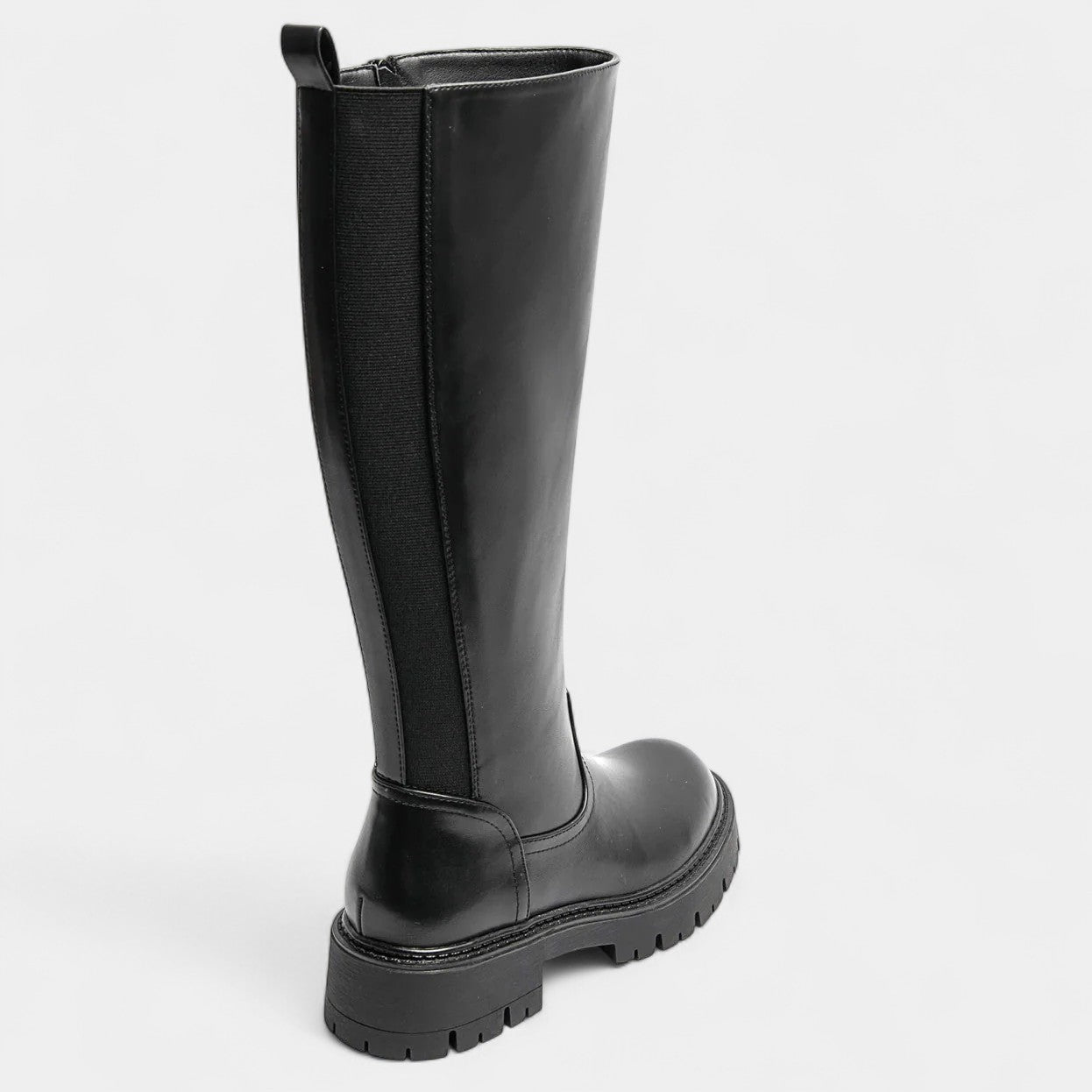 5825 Botas Negras Clásicas